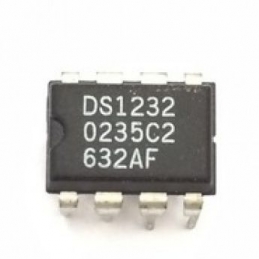 IC DS1232